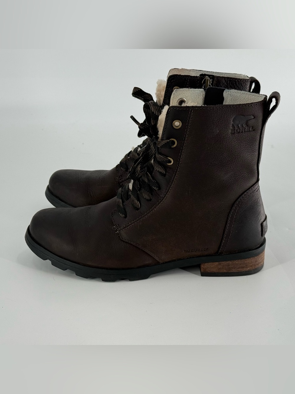 SOREL Emelie Shearling Short Lace-Up Leather Boots‎ 8.5